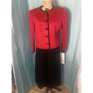 NOS Vintage 80s Red And Black Skirt Suit Sz 10 USA Made With Tags